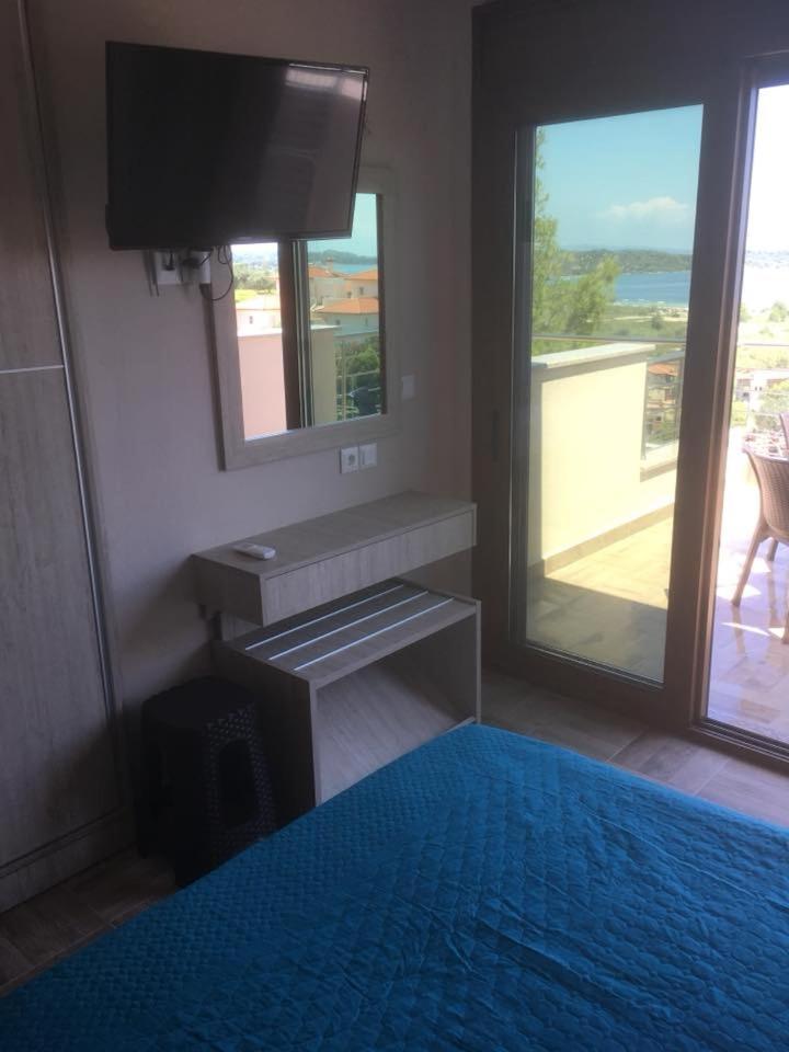 Thealos Rooms Vourvourou Eksteriør billede