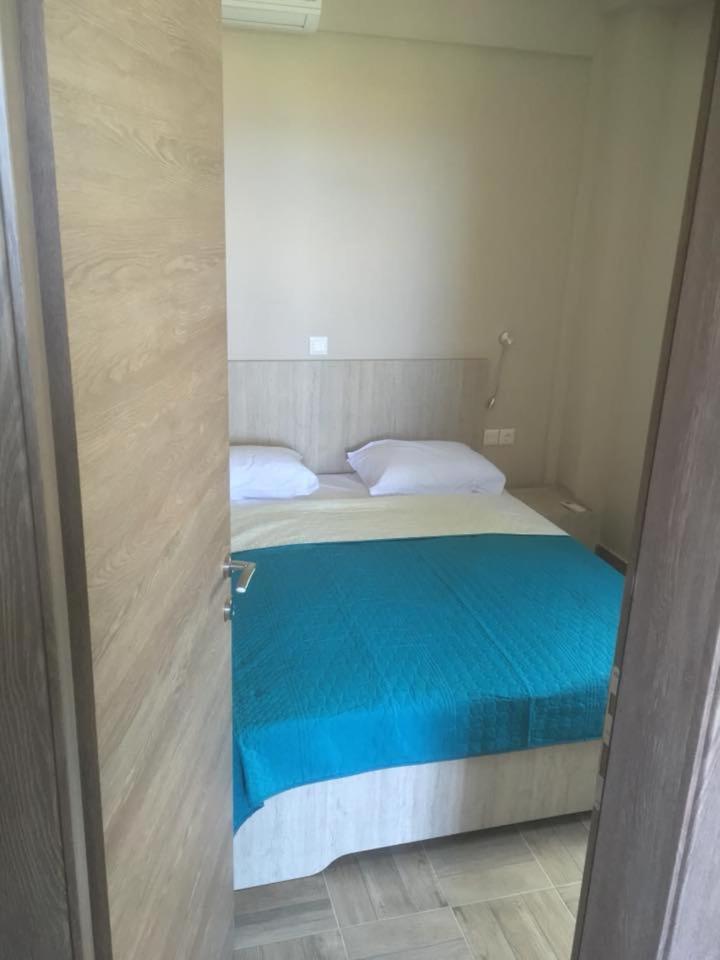 Thealos Rooms Vourvourou Eksteriør billede